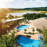 Enseada Nautico, Tranquilo Apart Hotel Em Caldas Novas!